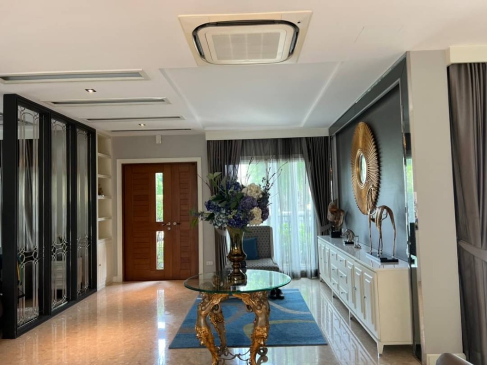 Grand Bangkok boulevard rama9 for rent Grand Bangkok boulevard rama9 for rent