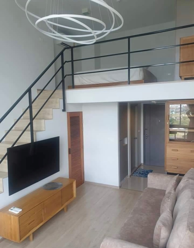 For rent studio hybrid high floor good view For rent studio hybrid high floor good view