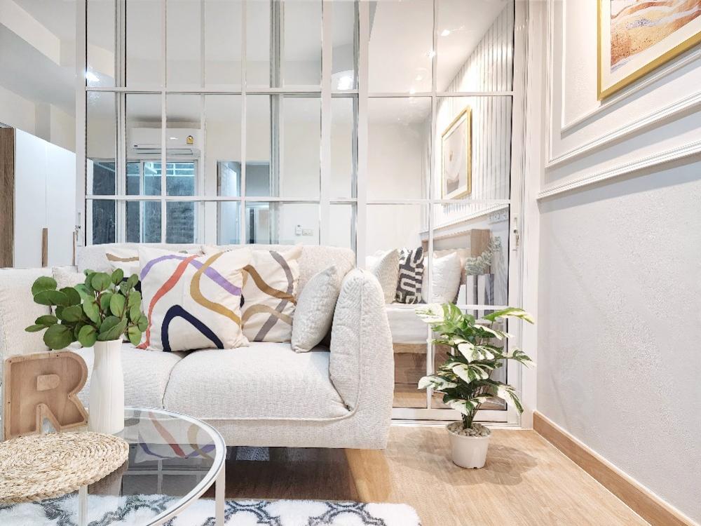 J.W. suite Chokchai 4, pets allowed, low installment, very nice place to live.