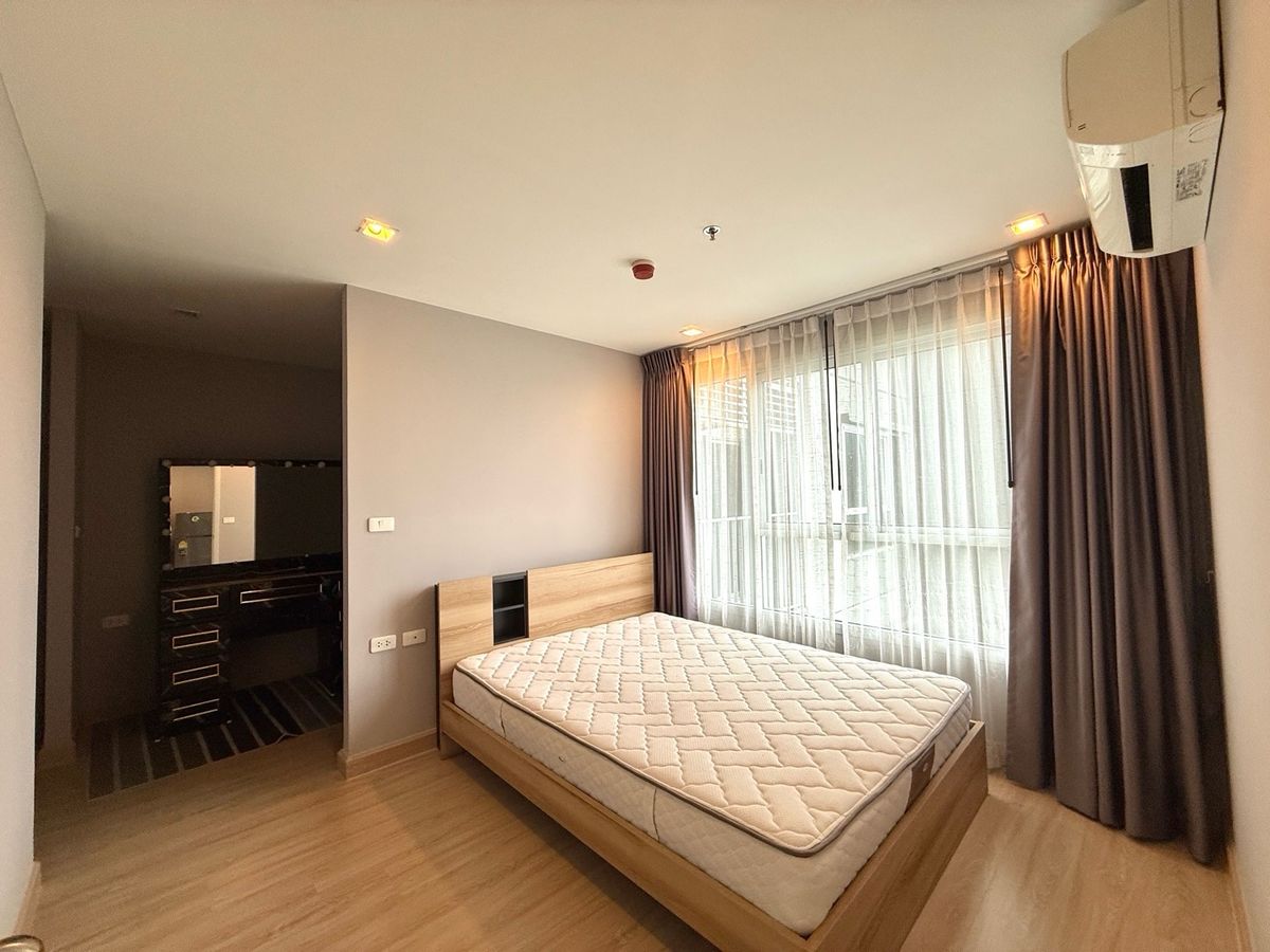 For Rent!!️ Casa Condo @MRT Sam Yaek Bang Yai, 1 bedroom, 1 bathroom, size 26 sq.m., complete electrical appliances, 2 air conditioners For Rent!!️ Casa Condo @MRT Sam Yaek Bang Yai, 1 bedroom, 1 bathroom, size 26 sq.m., complete electrical appliances, 2 air conditioners