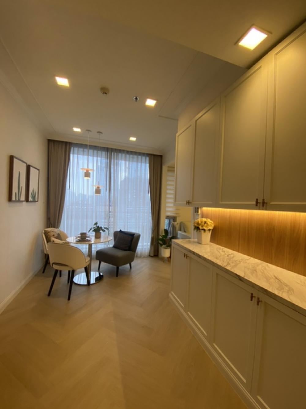 🔥For Rent Now🔥 Hyde Sukhumvit 11 🚇 Near BTS Nana | Large 53 sq.m. Luxury Condo in the heart of Sukhumvit. Conveniently located near the BTS and restaurants. 🔥For Rent Now🔥 Hyde Sukhumvit 11 🚇 Near BTS Nana | Large 53 sq.m. Luxury Condo in the heart of Sukhumvit. Conveniently located near the BTS and restaurants.