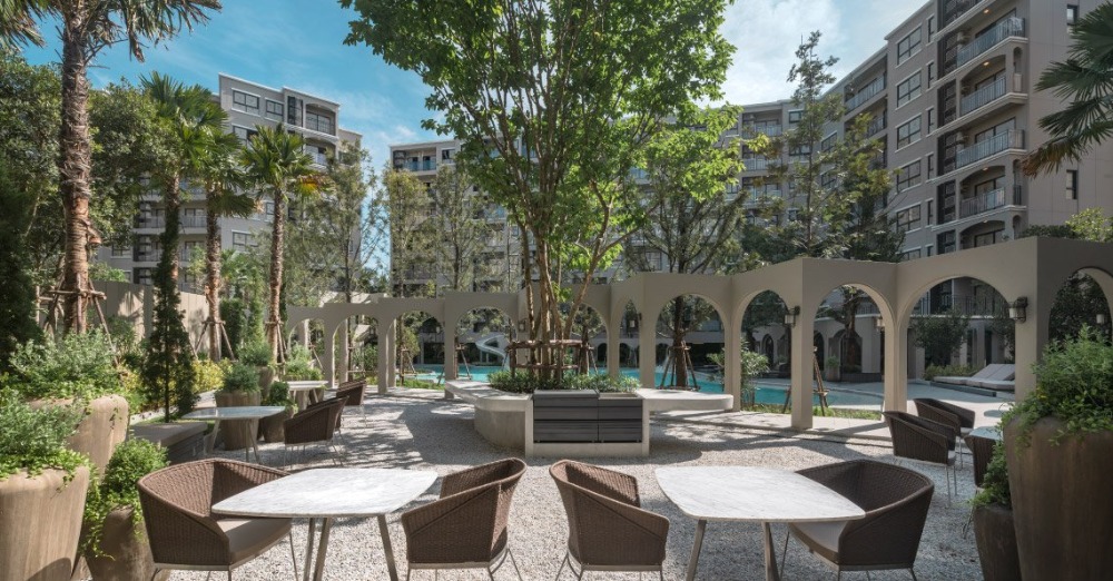 Condo for rent in Hua Hin at Lacasita Condo, nearby BLUPORT 600 m and Bangkok Hospital Hua Hin 400 m