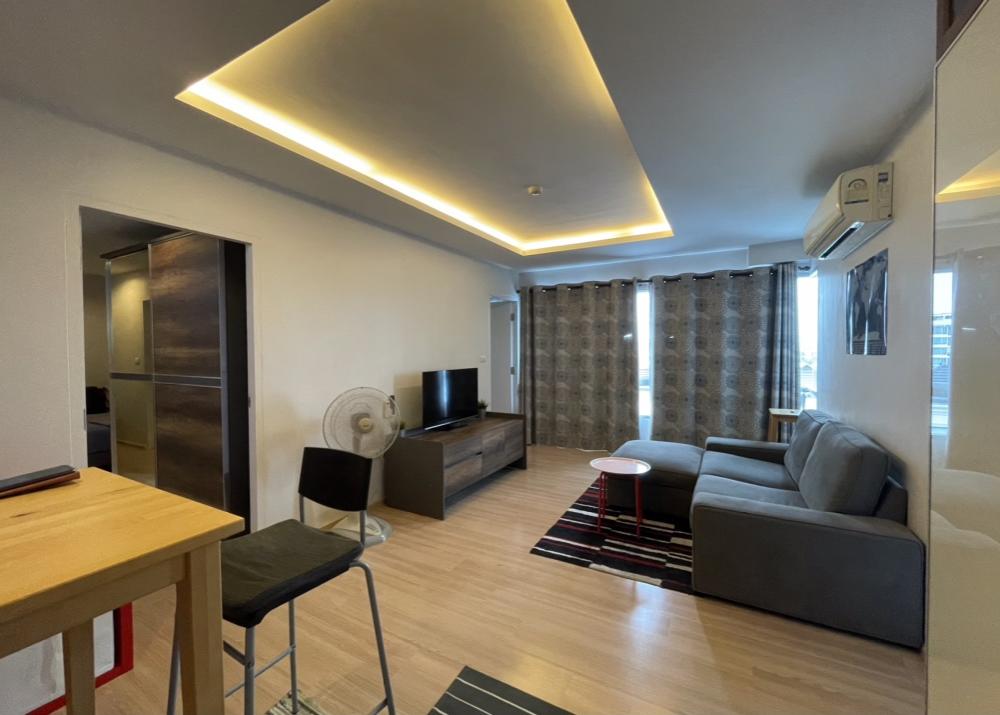 Condo for sale, 2 bedrooms, 2 bathrooms, near Mrt Ratchadaphisek, size 62 square meters. Condo for sale, 2 bedrooms, 2 bathrooms, near Mrt Ratchadaphisek, size 62 square meters.