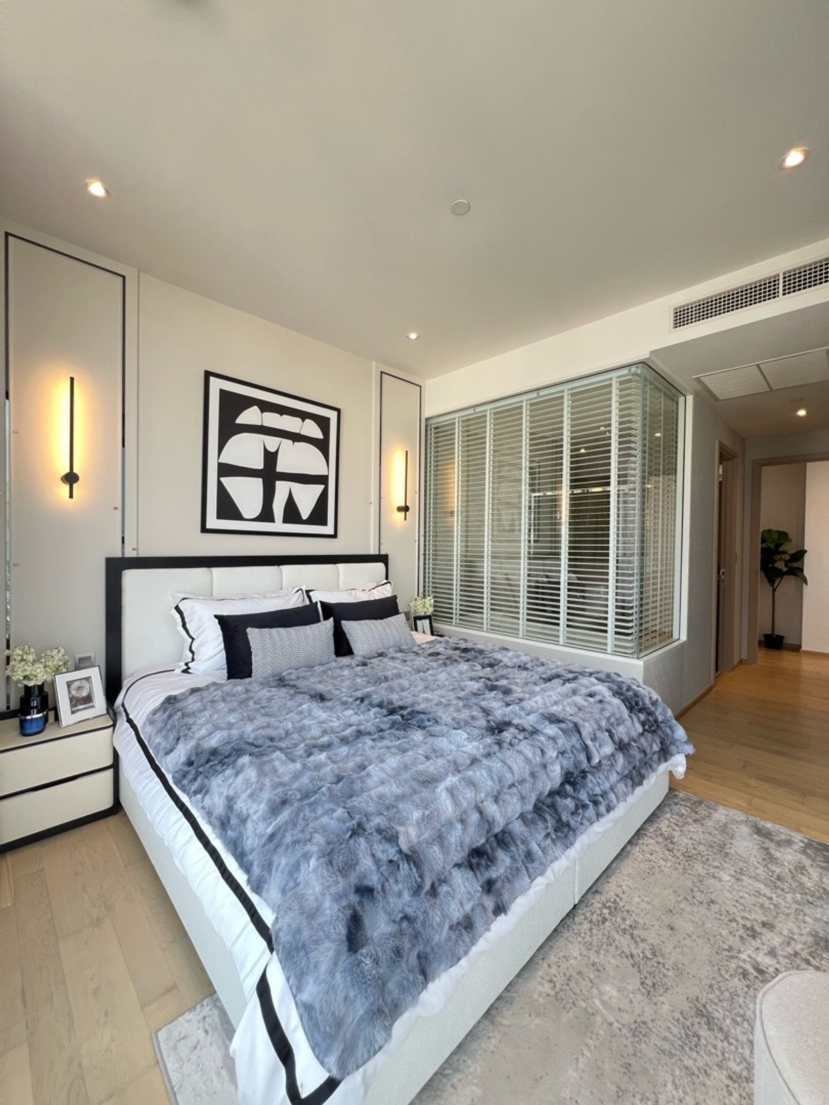 2 ห้องนอน ไซส์ใหญ่ ห้องมุม วิวสวยมาก ชั้นสูง คอนโด Ashton Asoke-Rama 9 โทร.062-339-3663 2 ห้องนอน ไซส์ใหญ่ ห้องมุม วิวสวยมาก ชั้นสูง คอนโด Ashton Asoke-Rama 9 โทร.062-339-3663