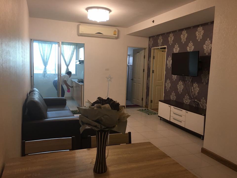 Condo Supalai Park Kaset for rent, close to BTS train station, shopping center, tollway, motorway, hospital, university