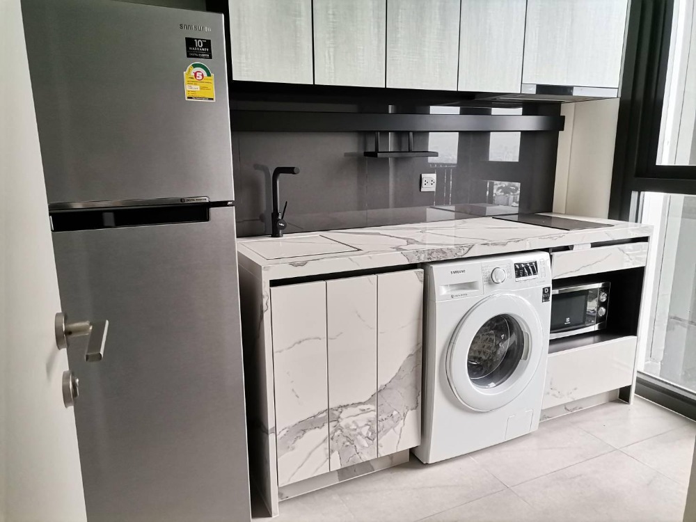 The Line Sukhumvit 101  Duplex 1 bed + 1 bath / Closed Kitchen / High Ceiling Size  : 44 sqm.  Floor 36th – รูปที่ 2