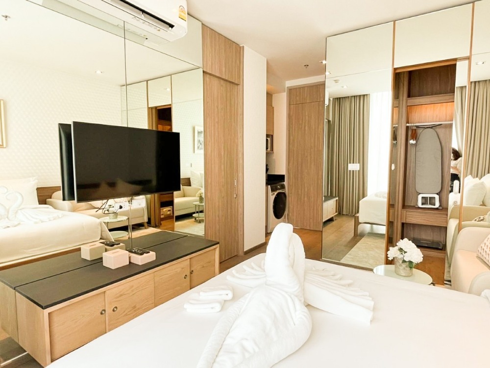 Free wifi! Studio at Park 24 by Nestcovery Realty