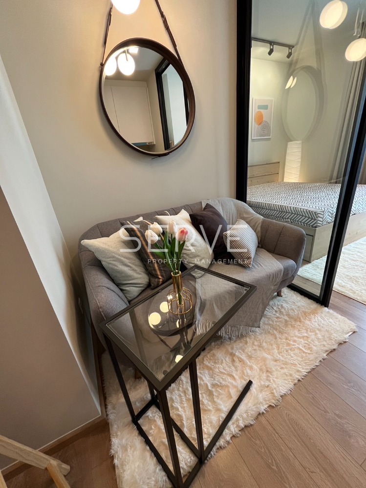 🔥Special Price 5.59 MB🔥 - Studio with Partition 27.34 sq.m. High Fl. 10+ Good Location BTS Phrom Phong 500 m. at Noble Around 33 Condo / For Sale