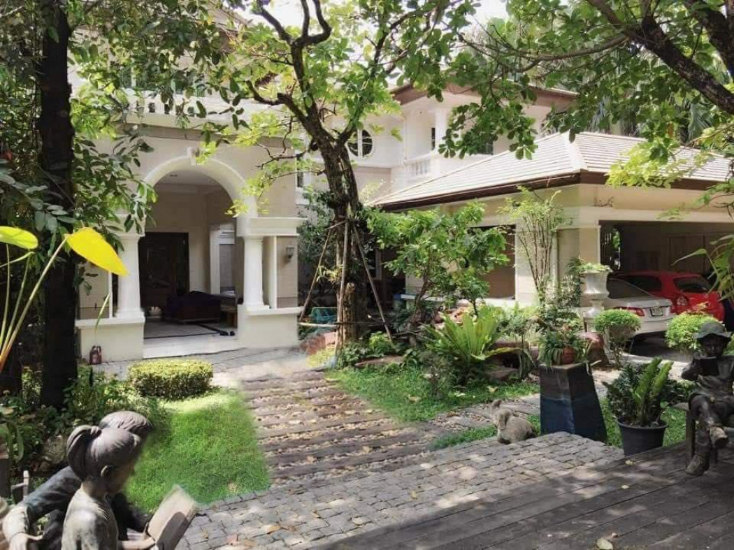 house for sale Ladawan Village Ramintra (near Central and Big C Ramintra), area 250 sq m, 400 sq m, 4 bedrooms, 5 bathrooms, parking for 8 cars. house for sale Ladawan Village Ramintra (near Central and Big C Ramintra), area 250 sq m, 400 sq m, 4 bedrooms, 5 bathrooms, parking for 8 cars.
