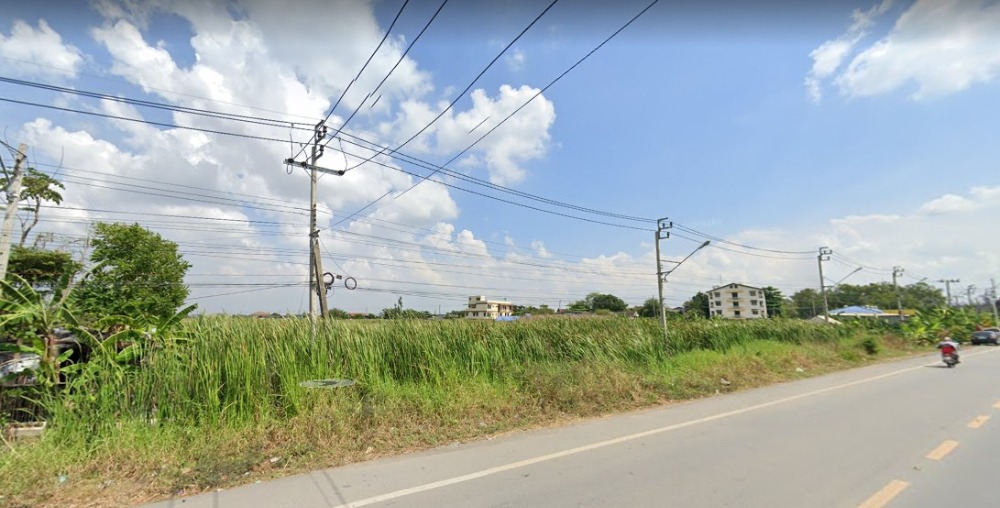 ขาย ที่ดิน 20 ไร่ ทำเลดี ติด ถ.คุ้มเกล้า ตรงข้าม ม.ลาดกระบัง ห่างเส้นเลียบมอเตอร์เวย์ เพียง 200 เมตร