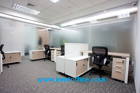 Rent an office decorated and ready to use, Silom, Sathorn, Bang Rak, Samyan, Rama 3, starting price 8000 baht / sq m. or more, with 1 employee or more, call 025125909, 0845434833, other locations, see website www.irentoffice.com A small office has one or – รูปที่ 2