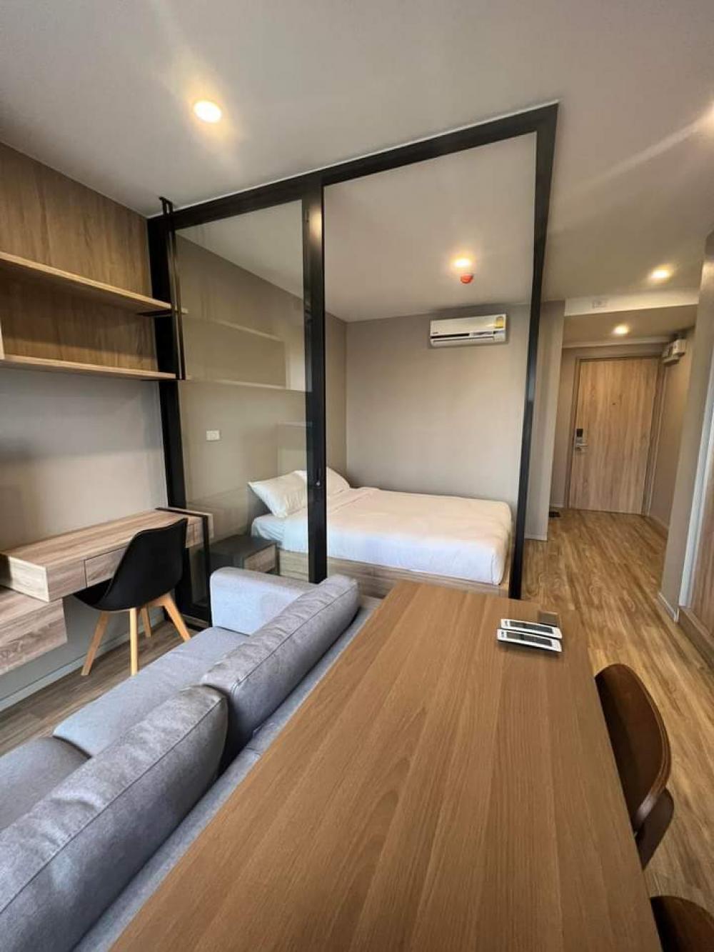 Blossom Condo Sathorn Charoen Rat for rent Blossom Condo Sathorn Charoen Rat for rent