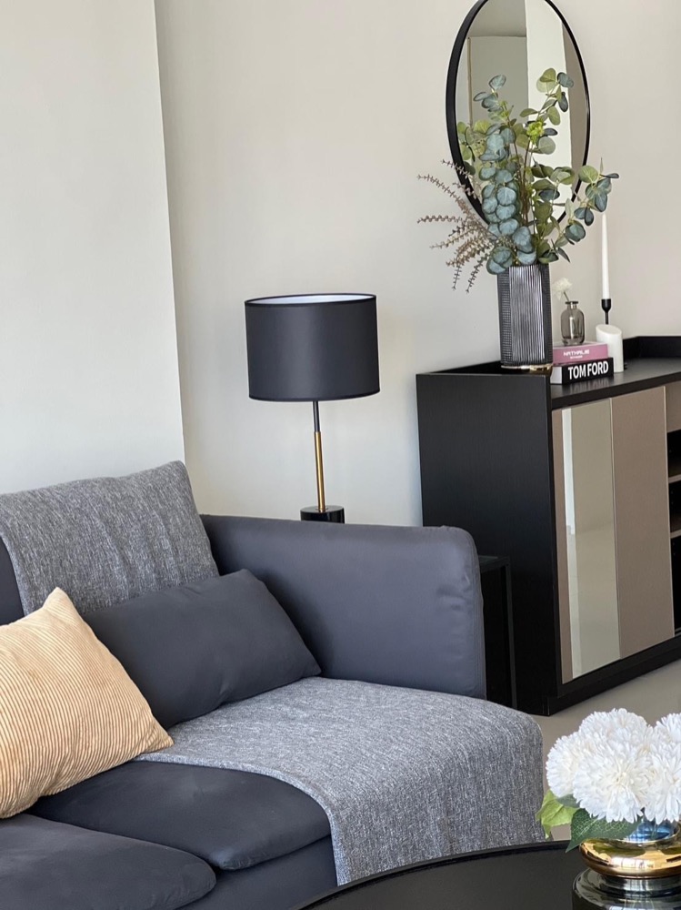 Pet friendly for rent Fullerton 2 bedrooms high floor Pet friendly for rent Fullerton 2 bedrooms high floor