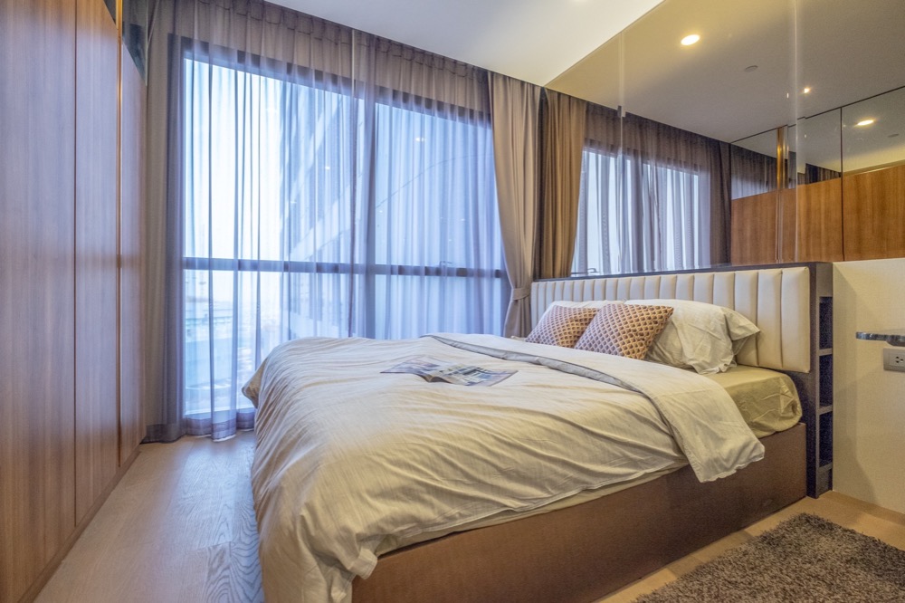 For rent Ashton Chula Silom studio high floor nice decor