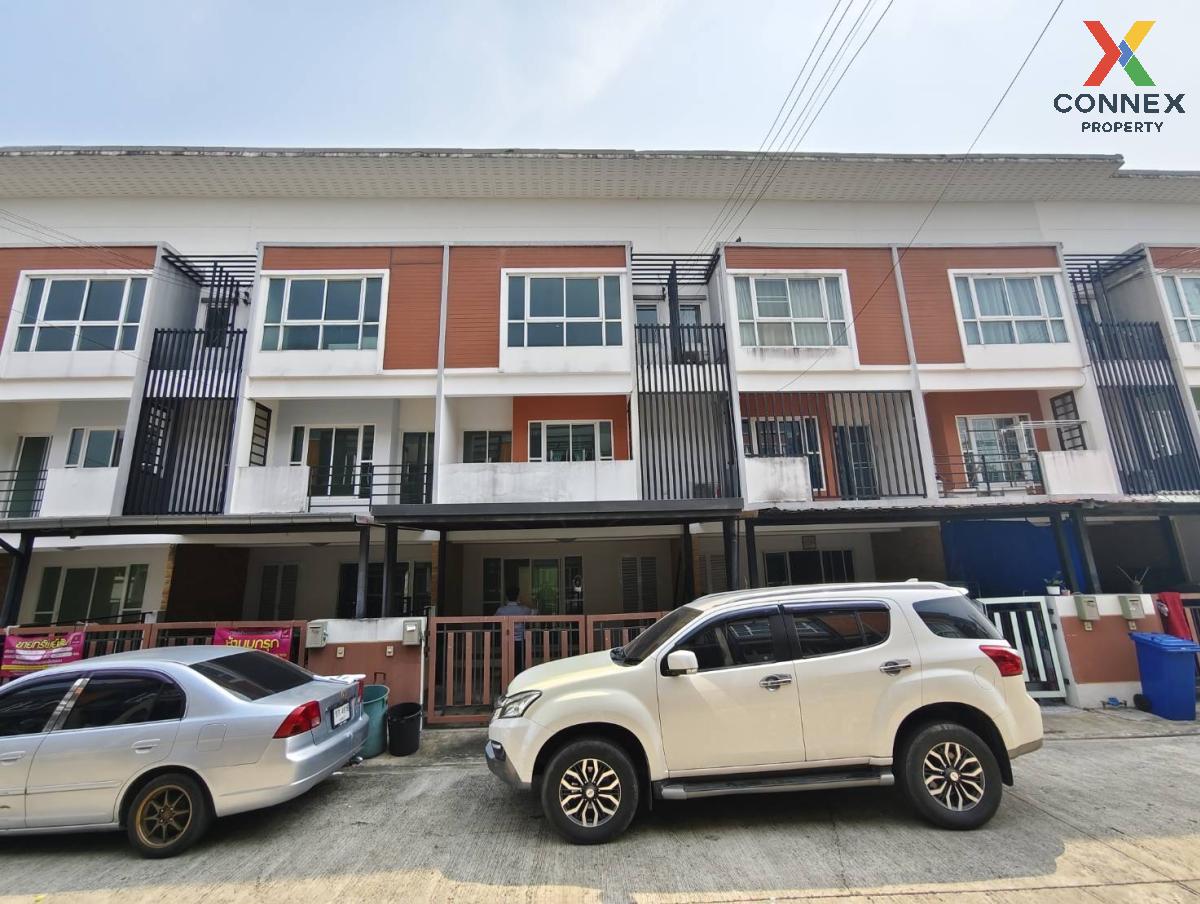 Townhome for sale, Four Seasons House, Ratchaphruek, Rattanathibet, new condition, the back of the house is open and ready to move in.CX-55736 Townhome for sale, Four Seasons House, Ratchaphruek, Rattanathibet, new condition, the back of the house is open and ready to move in.CX-55736