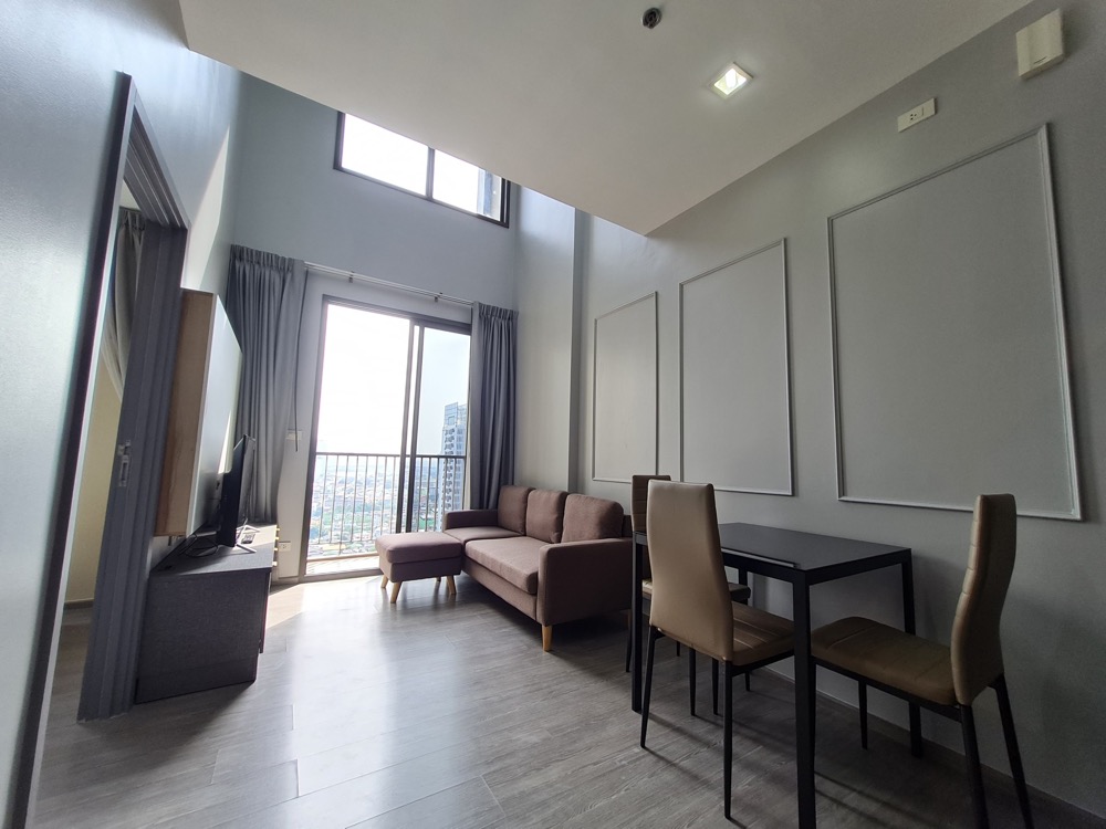 for Rent Nye by sansiri 2 bed Duplex very high floor ✨🌟