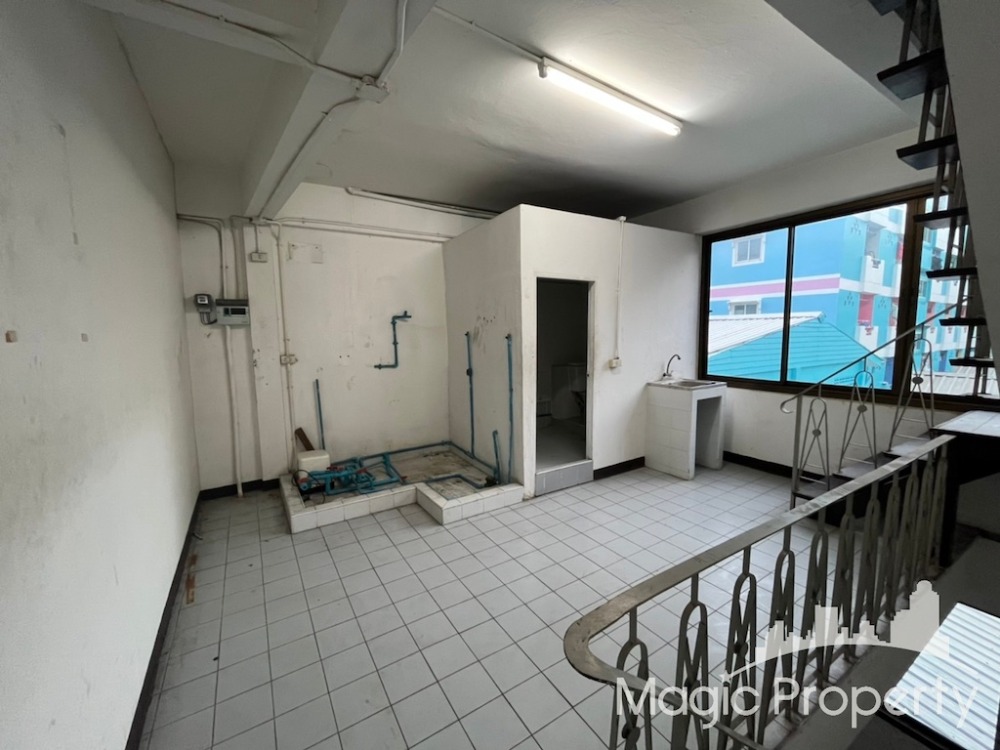 Commercial Building on Main Road For Sale in Sukhumvit 71, Watthana, Bangkok – รูปที่ 4