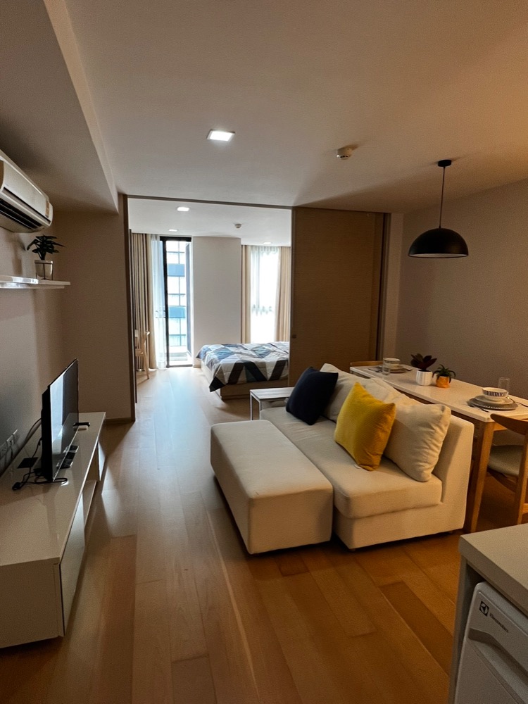 for rent Liv @ 49 1 bed special deal nice room ❤️🌟