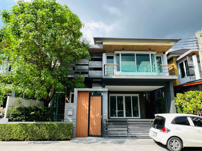 ขายด่วน บ้านใหม่ The Gallery house pattern บ้านหรู 4 นอน ใกล้ พหลโยธิน 24 ,.ใกล้เซ็นทรัลลาดพร้าว และ รัชดา ศาลอาญา ขายด่วน บ้านใหม่ The Gallery house pattern บ้านหรู 4 นอน ใกล้ พหลโยธิน 24 ,.ใกล้เซ็นทรัลลาดพร้าว และ รัชดา ศาลอาญา