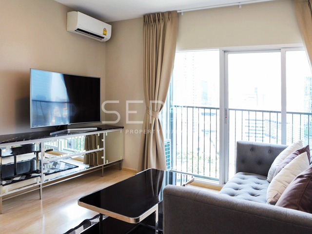 Luxury Style 2 Bed Corner Unit Good View MRT Thailand Cultural Centre 80 m. at Noble Revolve Ratchada 2 Condo/ Condo For Sale