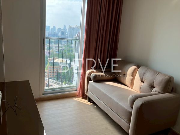 1 Bed Large Room High Fl 20+ City view  Good Location Close To MRT Thailand Cultural Centre Station, 80 m. @  Noble Revolve Ratchada 2