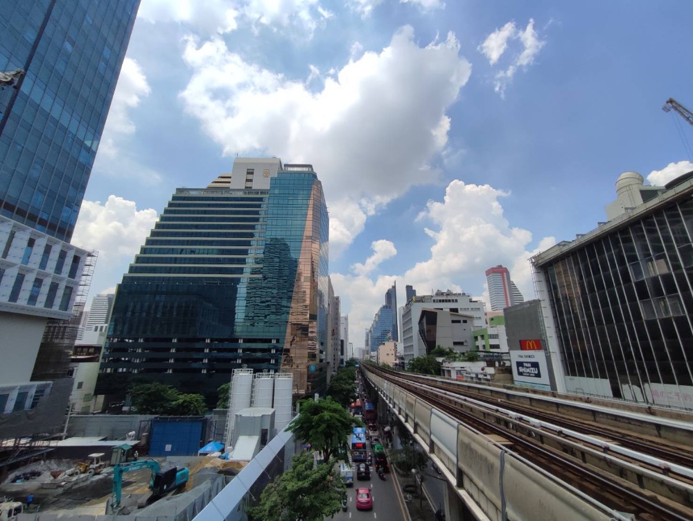 ให้เช่า ร้านค้า พื้นที่ขายของ (Retail For Rent) อาคาร ลิเบอร์ตี้ สแควร์ (Liberty Square) ชั้น G ขนาด 110 ตรม. (ราคา 2,700 บาท/ตร.ม.) หน้าอาคารติดถนน ใกล้รถไฟฟ้า BTSศาลาแดง, MRTสีลม, ทำเลทอง ติดถนนสีลม, ย่านสีลม, ศาลาแดง ให้เช่า ร้านค้า พื้นที่ขายของ (Retail For Rent) อาคาร ลิเบอร์ตี้ สแควร์ (Liberty Square) ชั้น G ขนาด 110 ตรม. (ราคา 2,700 บาท/ตร.ม.) หน้าอาคารติดถนน ใกล้รถไฟฟ้า BTSศาลาแดง, MRTสีลม, ทำเลทอง ติดถนนสีลม, ย่านสีลม, ศาลาแดง