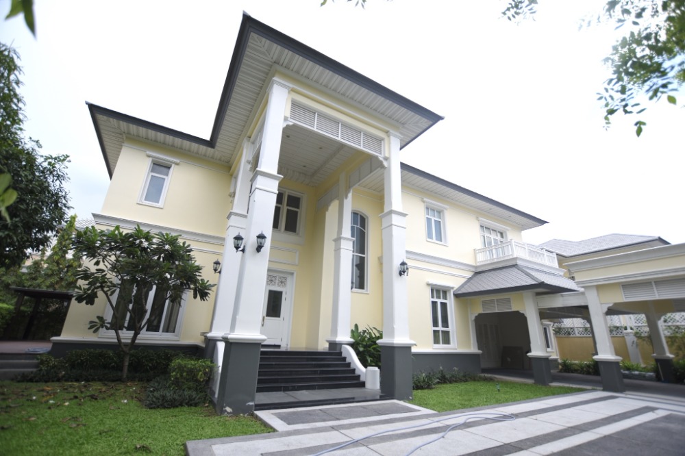 Valuable price 4-bedroom house near Central Eastvill . Valuable price 4-bedroom house near Central Eastvill .