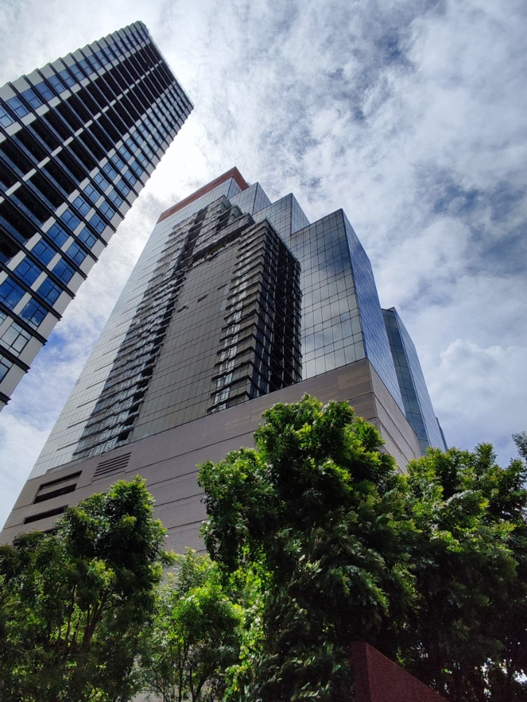 Office for rent, office space (Office For Rent), 253 Asoke Building (253 Asoke Building), size 40 sq m, 10th floor (price 650 baht / sq m), near BTS Asoke, MRT Sukhumvit, MRT Phetchaburi, Terminal21