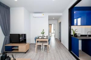 Condo xt ekkamai for rent