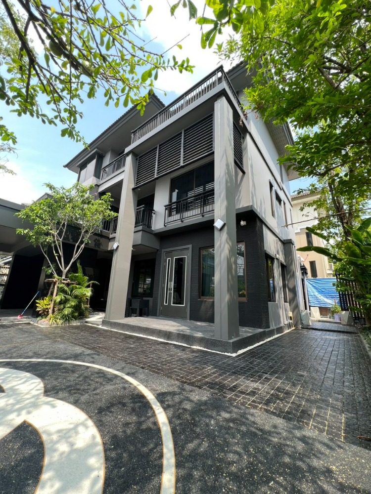 Luxury house rent at patthakan