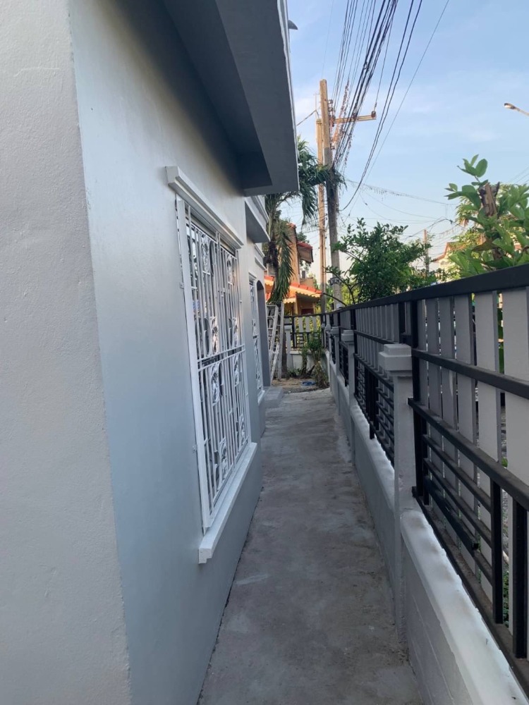 ขายต่ำกว่าประเมิน ทาวน์เฮาส์ 2 ชั้น หลังมุม 29.9 ตรว. หมู่บ้านเคซี รามอินทรา 2 ซ.หทัยราษฎร์ 39 มี 3 ห้องนอน 2 ห้องน้ำ – รูปที่ 4
