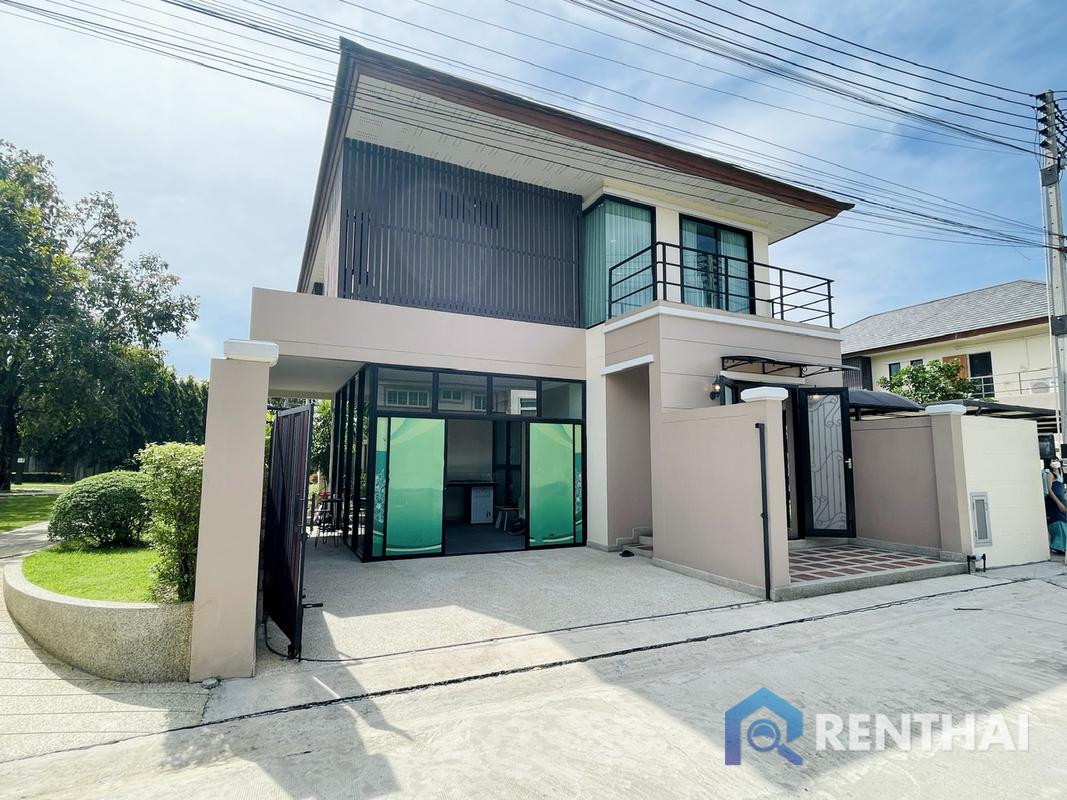 บ้านเดี่ยว 2 ชั้น สไตล์โมเดิร์น ทำเลดี ใกล้โรงเรียนนานาชาติ