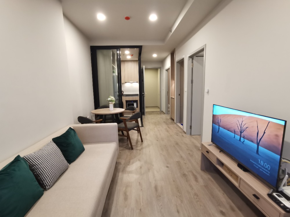 2 bedrooms, 1 bathroom, closed kitchen, 49 sq m, for rent at Chapter One Flow Bangpo, river view, high floor, Ready to move in. 2 bedrooms, 1 bathroom, closed kitchen, 49 sq m, for rent at Chapter One Flow Bangpo, river view, high floor, Ready to move in.