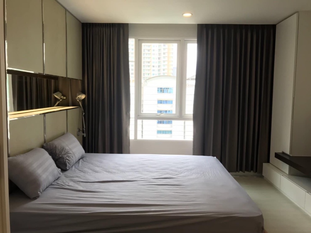 For rent The Bangkok Sathorn - Taksin 1 bedroom pool view
