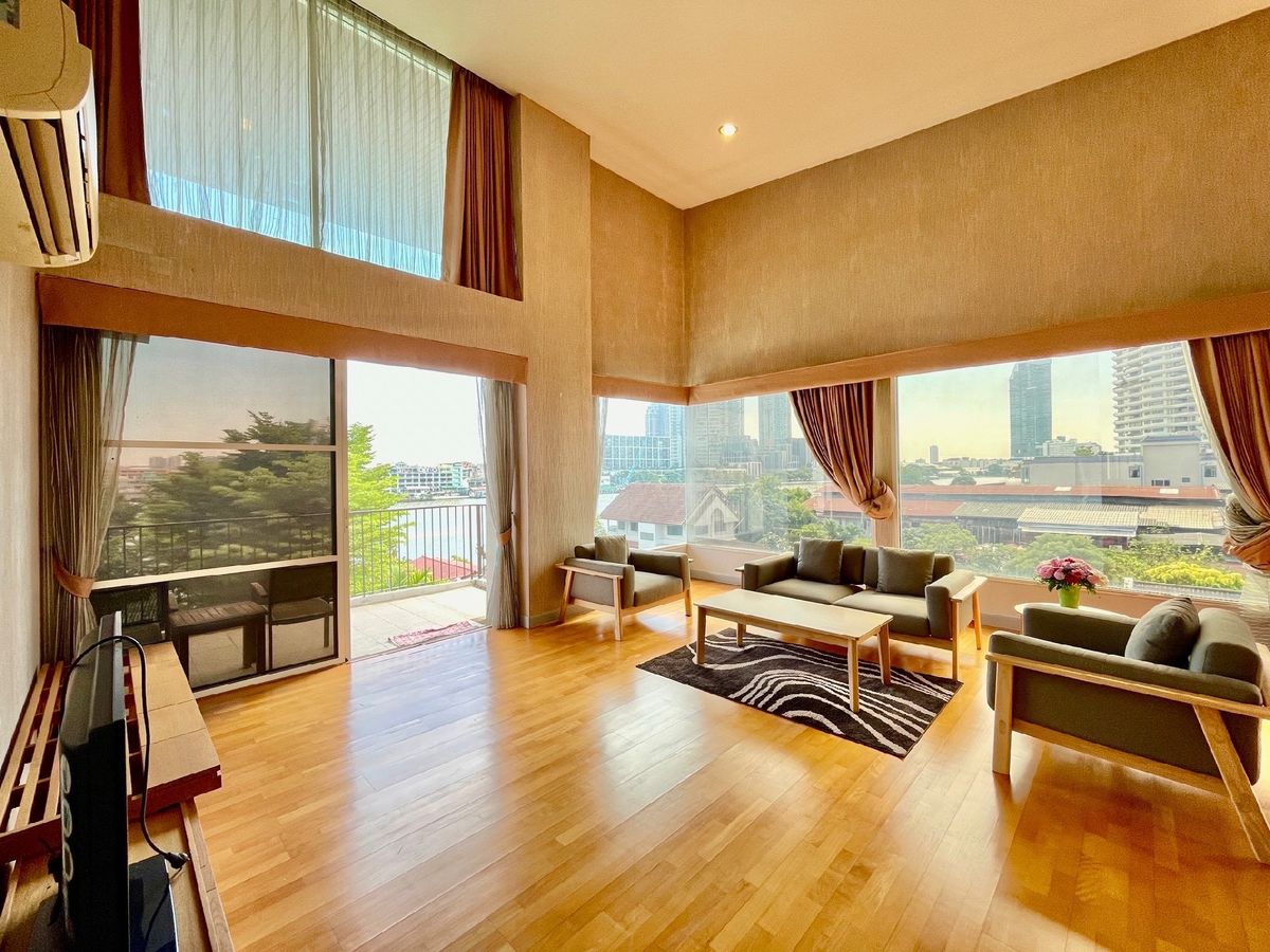 Penthouse at THE FINE AT RIVER spectacular view to river on the highest floor near Icon Siam Penthouse at THE FINE AT RIVER spectacular view to river on the highest floor near Icon Siam