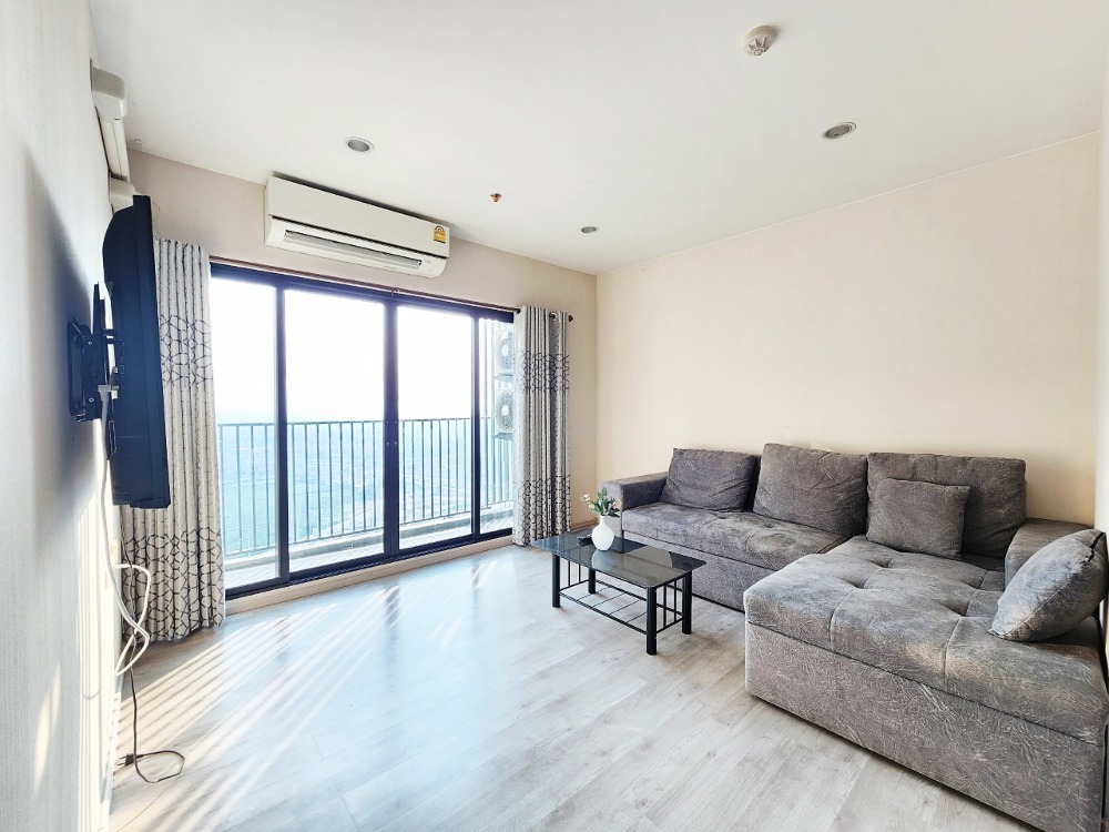 0115 For rent, Plum Condo Central Station, Phase 1, 34th floor, beautiful room, ready to move in. 0115 For rent, Plum Condo Central Station, Phase 1, 34th floor, beautiful room, ready to move in.