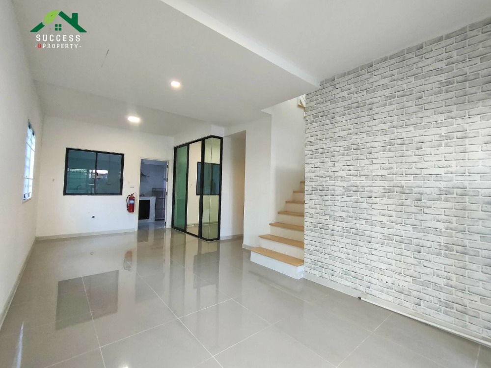 Townhouse for sale, Pruksa Ville, Ring Road - On Nut, special rim plot, 25.4 sq.w., 4 bedrooms, with an area next to the house, very new condition, near Makkah Bangna – รูปที่ 4
