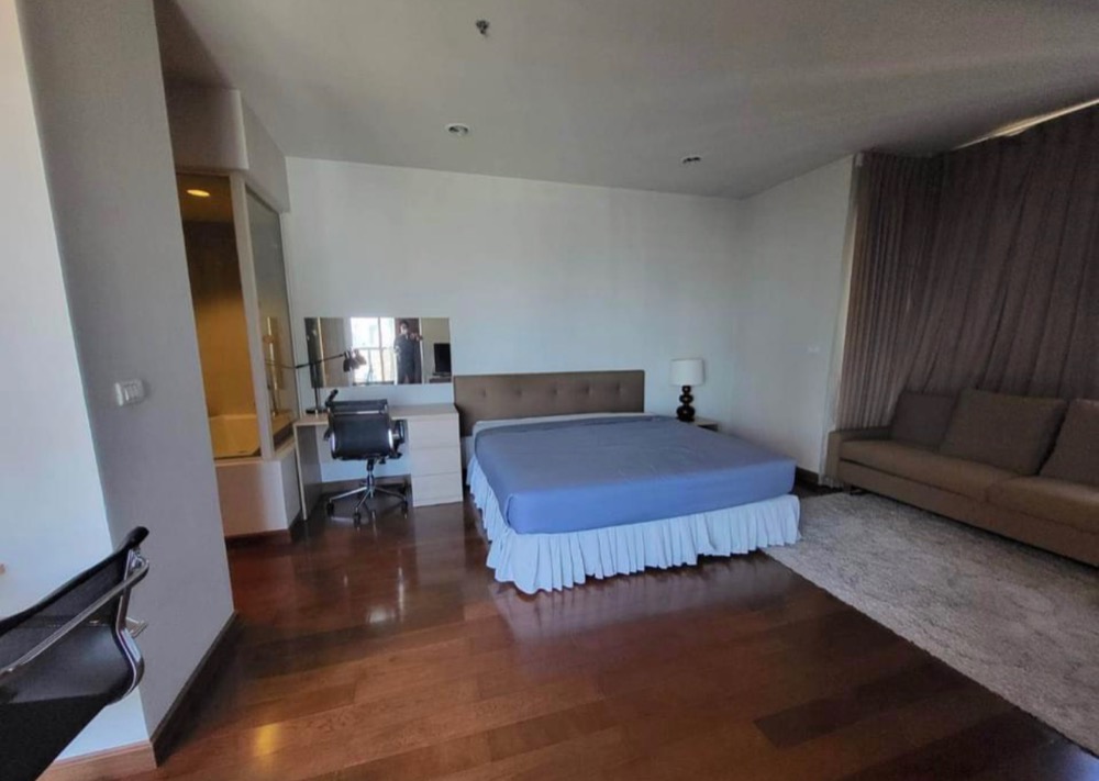 For rent The Address Chidlom studio special deal