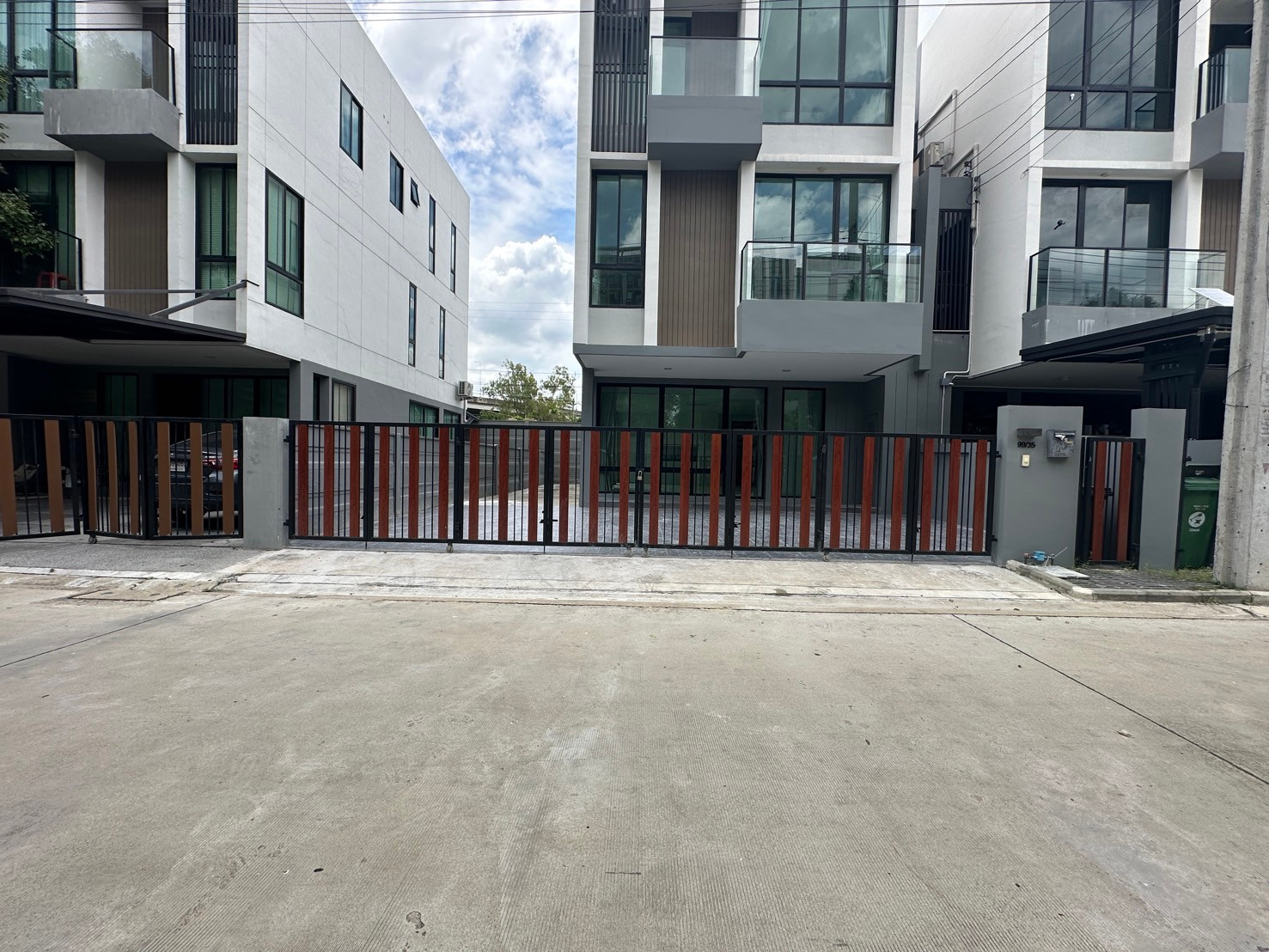 [,]  ให้เช่า บ้านแฝด/home office nue connex house donmeaung นิว คอนเน็กซ์ เฮาส์ ดอนเมือง 3ห้องนอน 220 ตรม 42 ตรว ใกล้สนามบิน และทางด่วน – รูปที่ 3