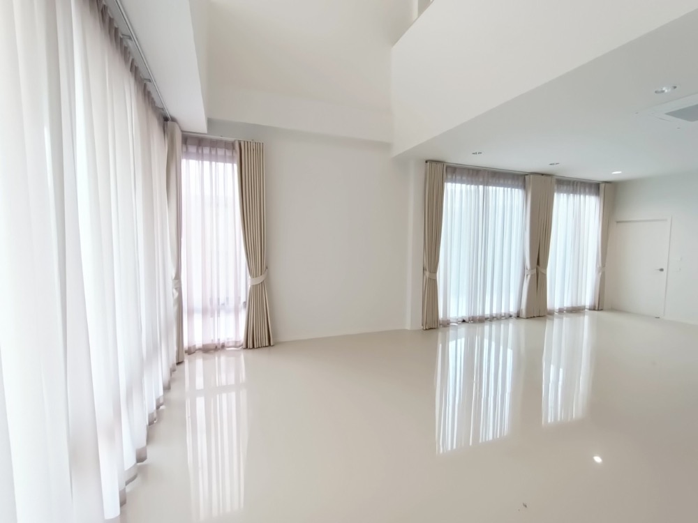 [,]  ให้เช่า บ้านแฝด/home office nue connex house donmeaung นิว คอนเน็กซ์ เฮาส์ ดอนเมือง 3ห้องนอน 220 ตรม 42 ตรว ใกล้สนามบิน และทางด่วน – รูปที่ 4