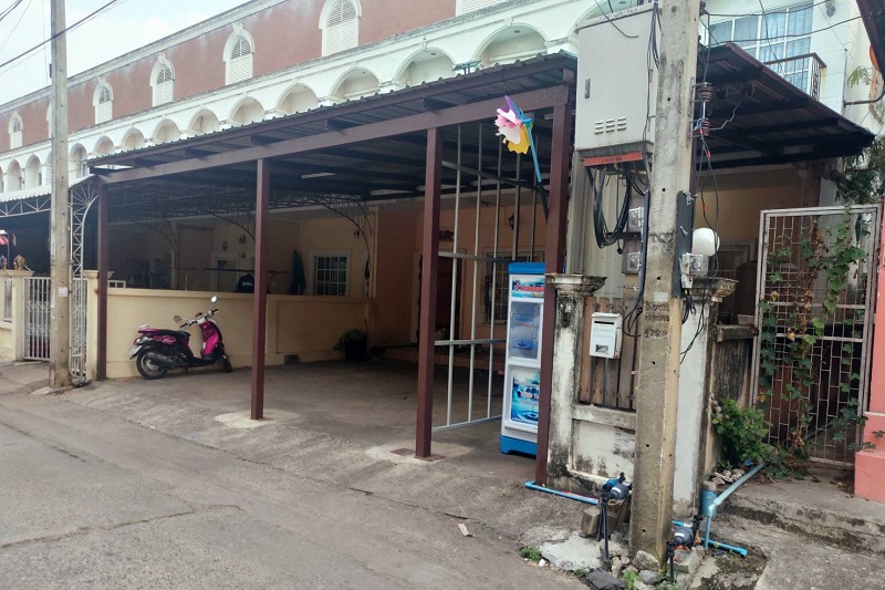 ขาย บ้าน ทาวน์โฮม 2 ชั้น 2 หลังติดกัน รังสิต บางพูน 51 ตรว 128 ตรม 3 ห้องนอน ใกล้รถไฟฟ้าสายสีแดงสถานี รังสิต และ ฟิวเจอร์พาร์ค : EL24S-030