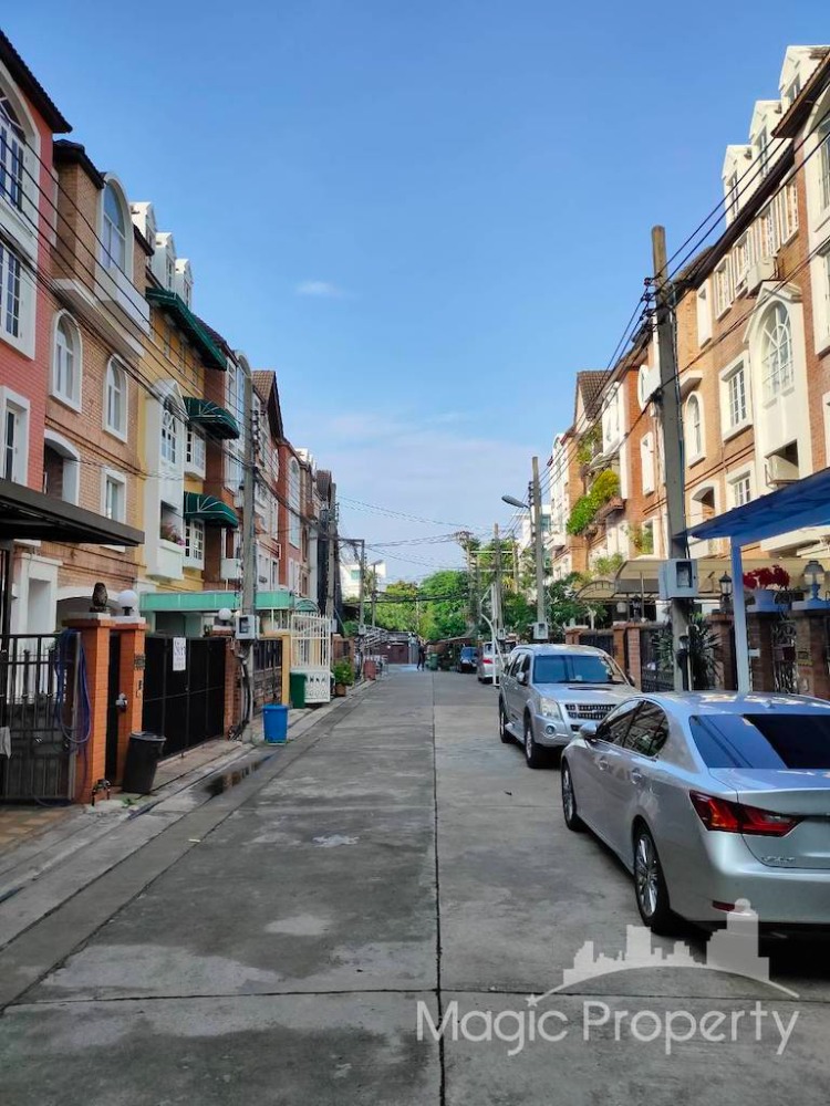 ขายทาวน์เฮาส์ ใน เย็นอากาศ เรสซิเดนซ์ ช่องนนทรี เขตยานนาวา กทม. – รูปที่ 3
