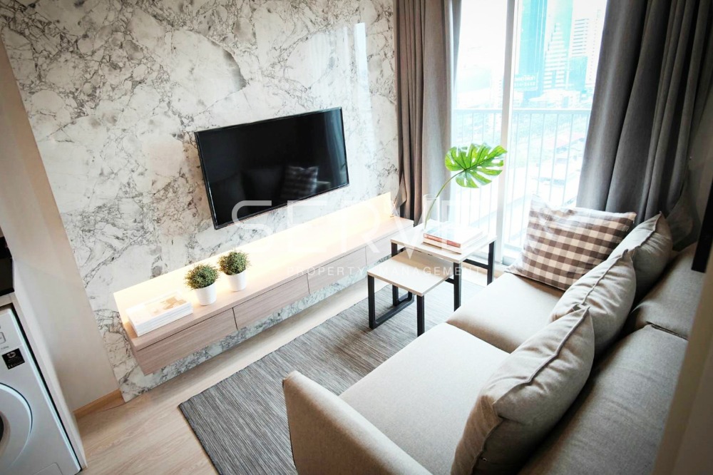 🔥1 Bed Nice Room & Nice Location MRT Thailand Cultural Center 80 m. Close to The Esplanade at Noble Revolve Ratchada 1 Condo / For Rent 🔥1 Bed Nice Room & Nice Location MRT Thailand Cultural Center 80 m. Close to The Esplanade at Noble Revolve Ratchada 1 Condo / For Rent