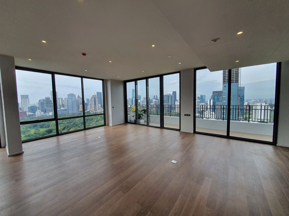 Penthouse unit at Muniq Langsuan 4 Bedrooms For Sale – รูปที่ 2