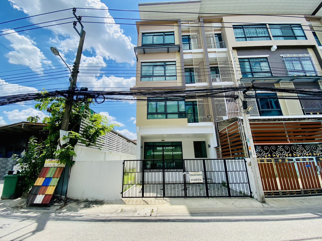 ขาย โฮมออฟฟิศ Uptown Sathupradit พื้นที่ใช้สอย 251 ตรม. เนื้อที่ 34.5 ตร.วา ซอยสาธุประดิษฐ์ 20 ขาย โฮมออฟฟิศ Uptown Sathupradit พื้นที่ใช้สอย 251 ตรม. เนื้อที่ 34.5 ตร.วา ซอยสาธุประดิษฐ์ 20