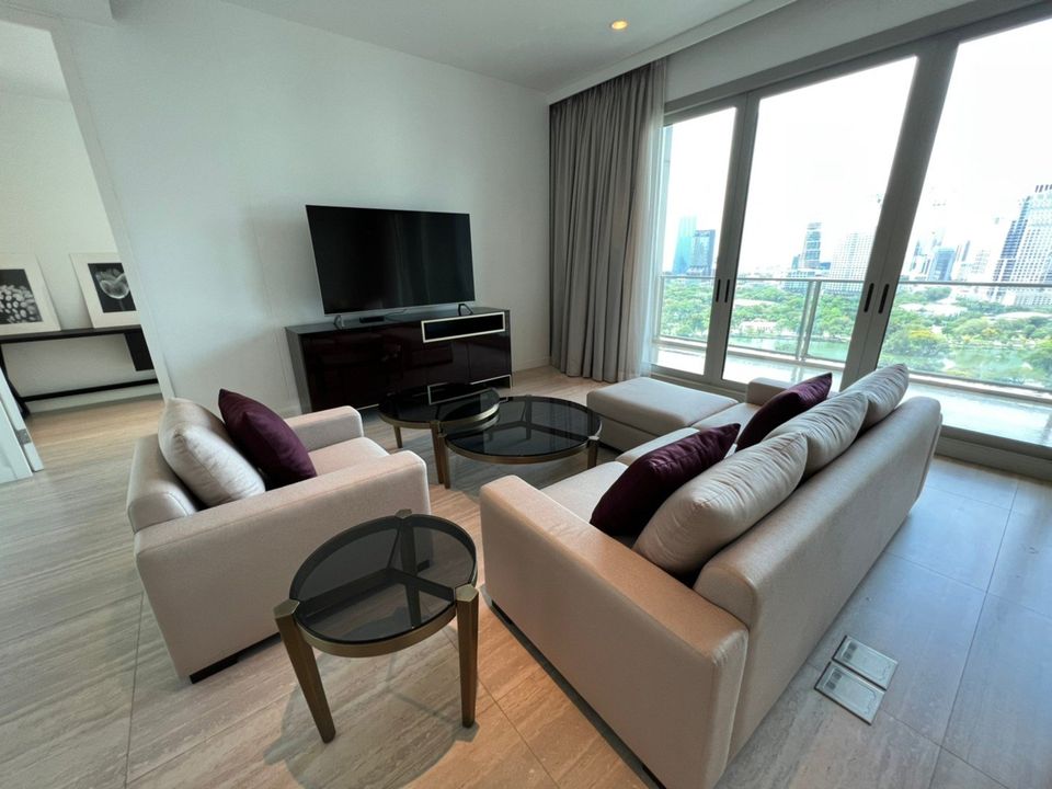 3 Bedrooms For Rent at 185 Rajadamri 3 Bedrooms For Rent at 185 Rajadamri