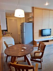 SELL ( 7.2 MB) - Pet Friendly Condo @BTS Ploenchit - 1 Bed 58 Sqm