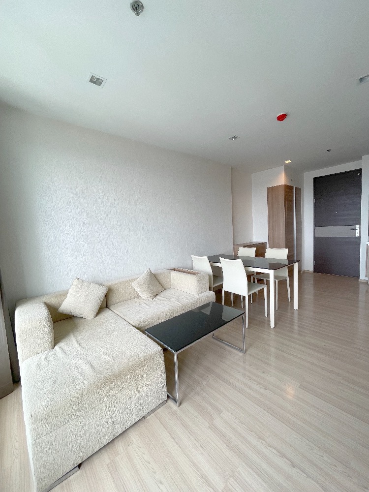ห้องใหม่ !! ให้เช่า Rhythm สาทร ห้องสวยครบ 1 ห้องนอน 50 ตร.ม. ชั้น 30 ใกล้ BTS ตากสิน – รูปที่ 2