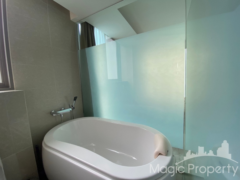 ขายคอนโดมิเนียม 2 ห้องนอน ในไซมิส เทอร์ตี้ ไนน์ เขตวัฒนา กรุงเทพ – รูปที่ 4