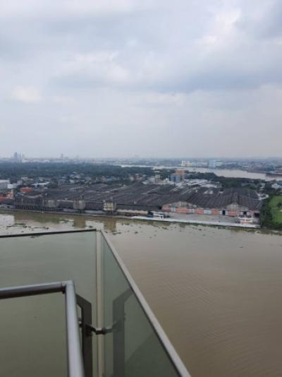 The Pano, 223 sqm. spacious, river view, Three Bedrooms Condo for Rent at The Pano.